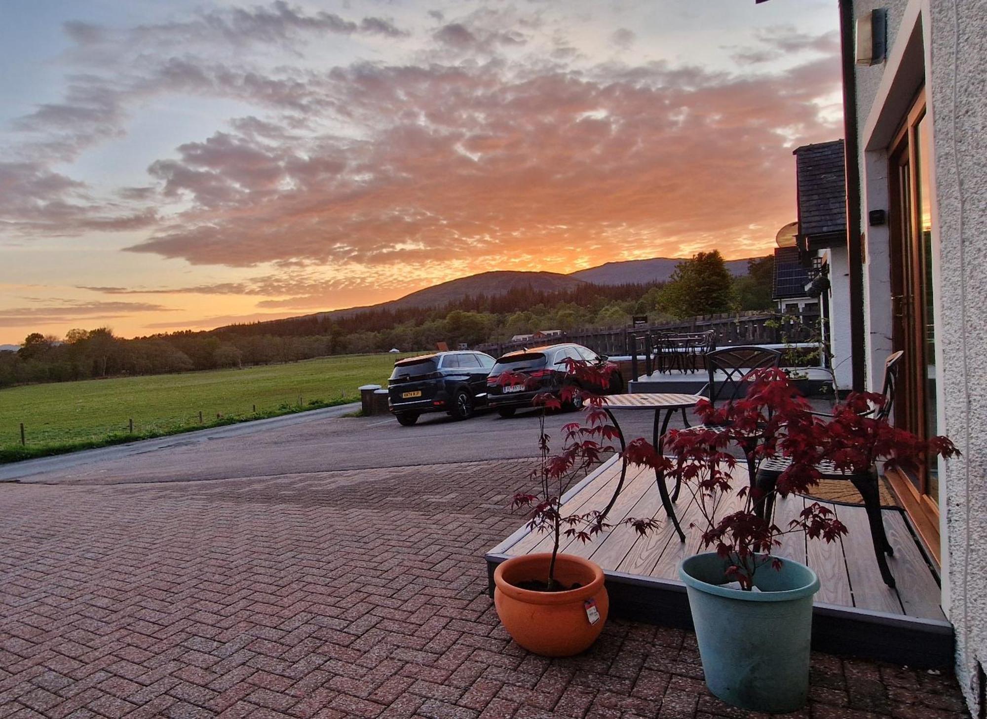 North Face Dwelling At Ardenvale Self Catering * Fort William